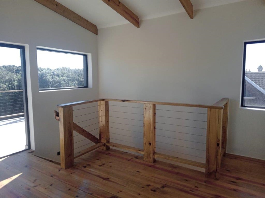 4 Bedroom Property for Sale in Aston Bay Eastern Cape